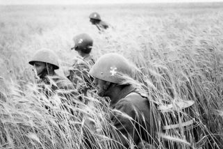 Nejčernější den slovenské armády. Během dne padly do sovětského zajetí tisíce slovenských vojáků - Médium.cz